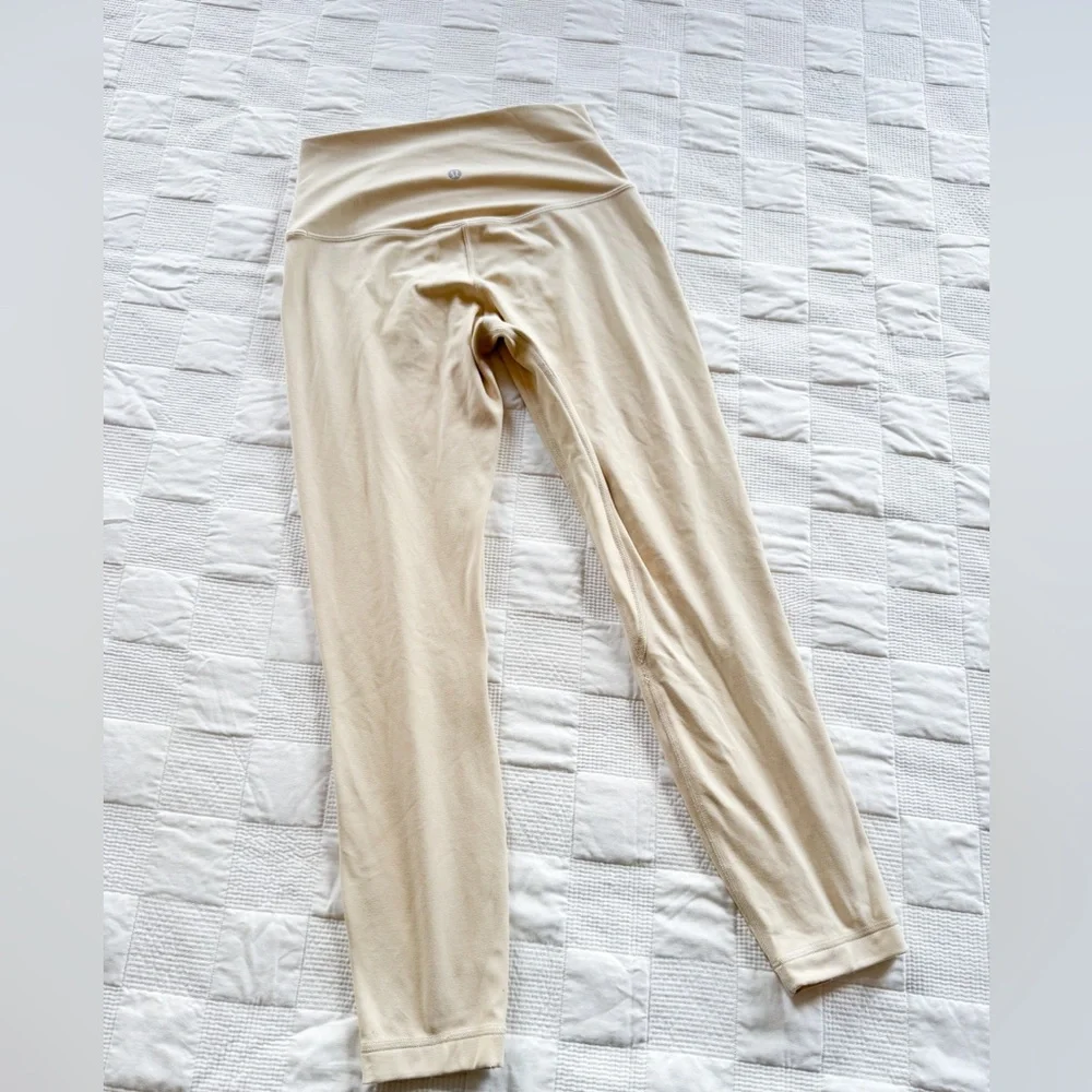 Lululemon Align High-Rise Pant 25" size 6 - Picture 3 of 7